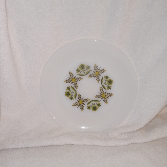 Pyrex plates - Picture 2 of 3